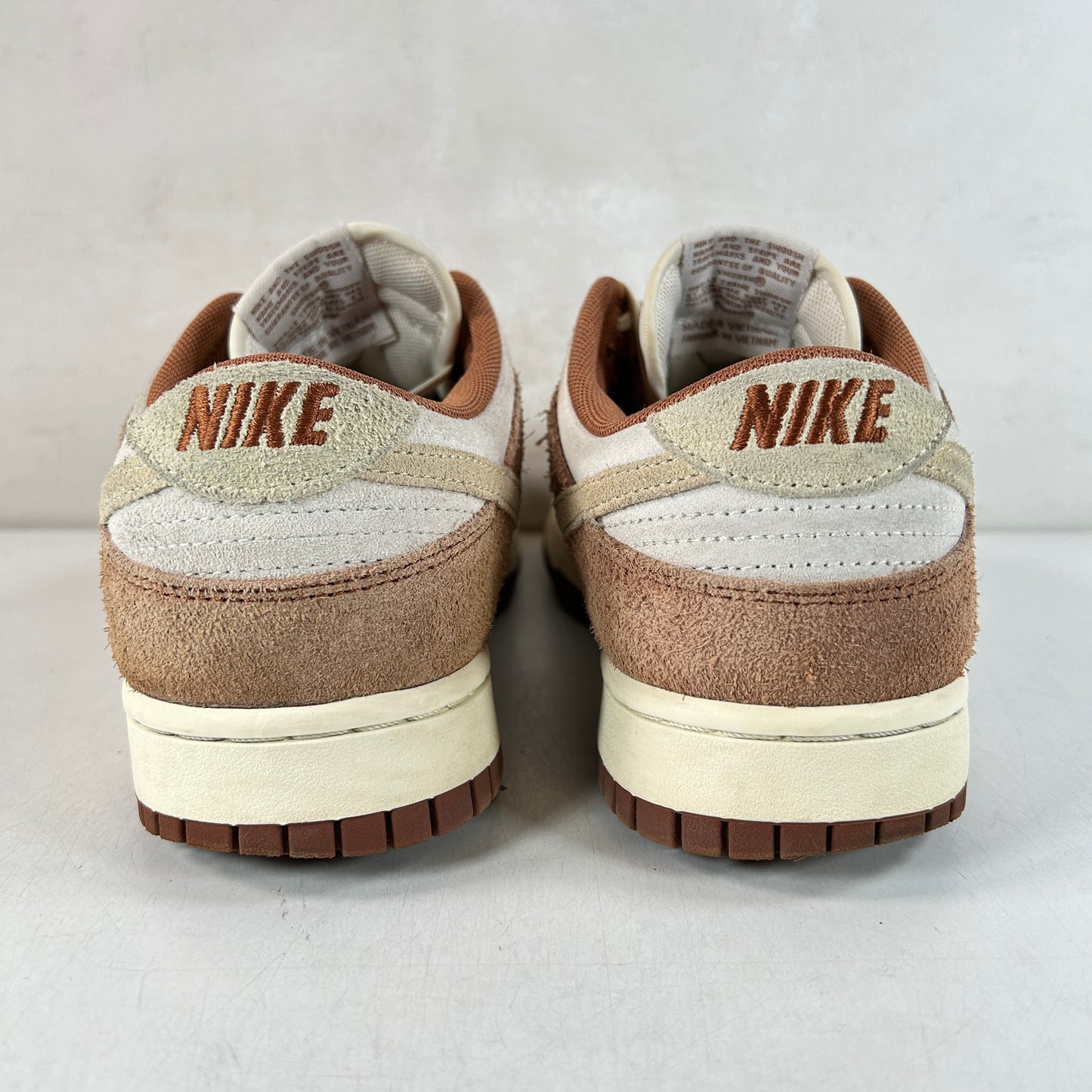 DD1390 100 Nike Dunk Low Medium Curry [USED] - 9 M (Used2)