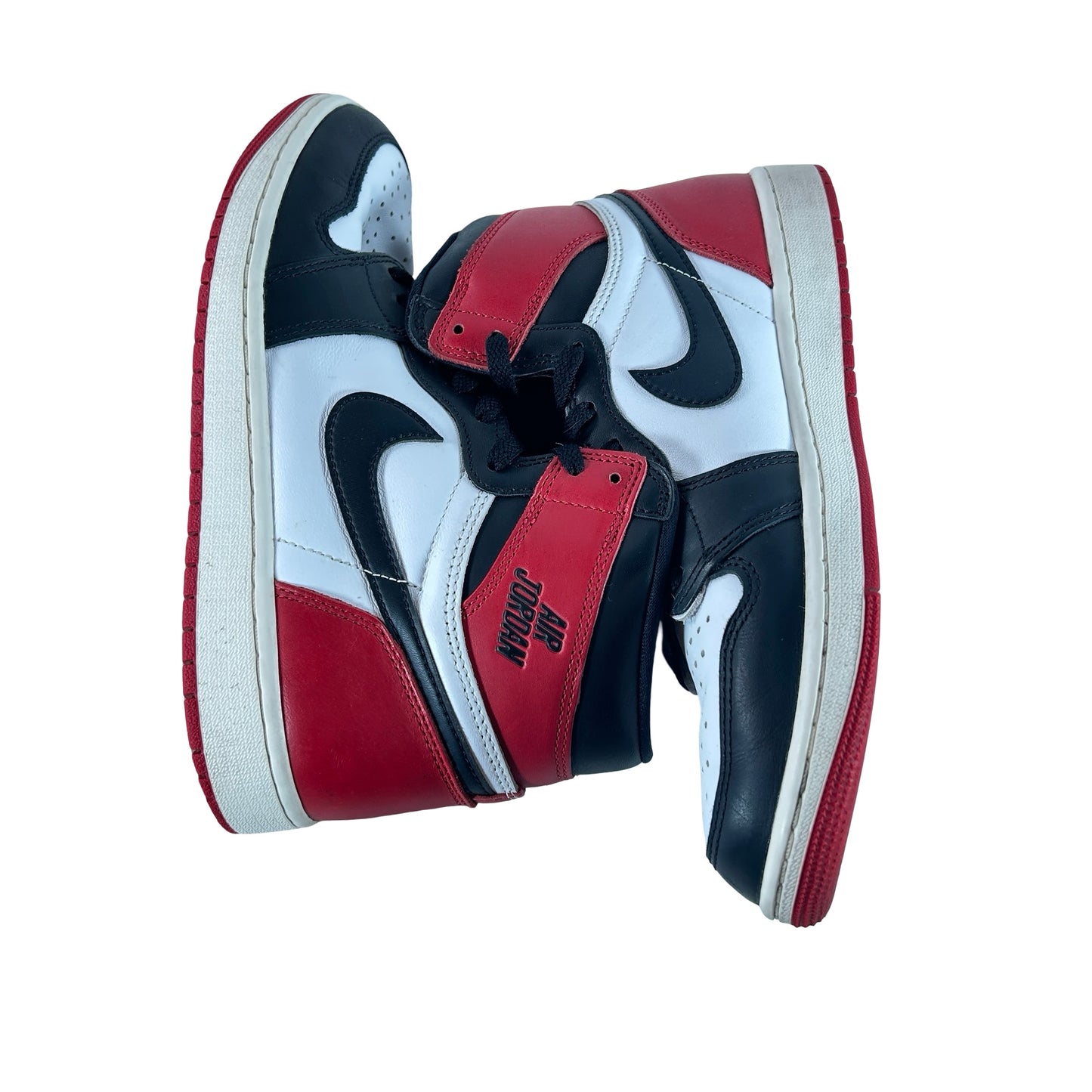DZ5485 106 Jordan 1 Retro High OG Black Toe Reimagined [USED] - 9.5 M (Used20)
