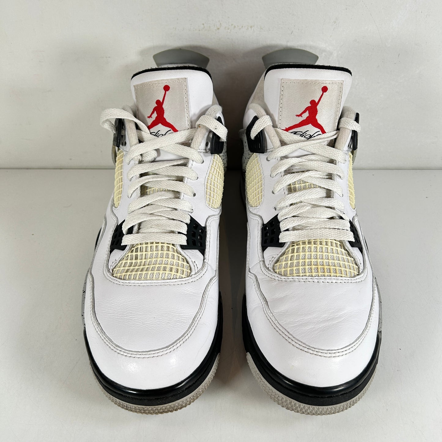 840606 192 Jordan 4 White Cement [USED] - 11 M (Used2)