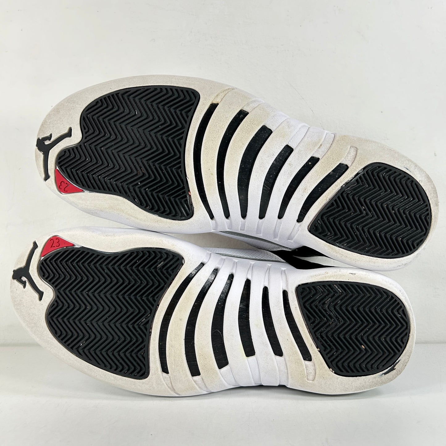 CT8013 006 Jordan 12 Retro Playoffs (2022) [USED] - 10.5 M (Used2)