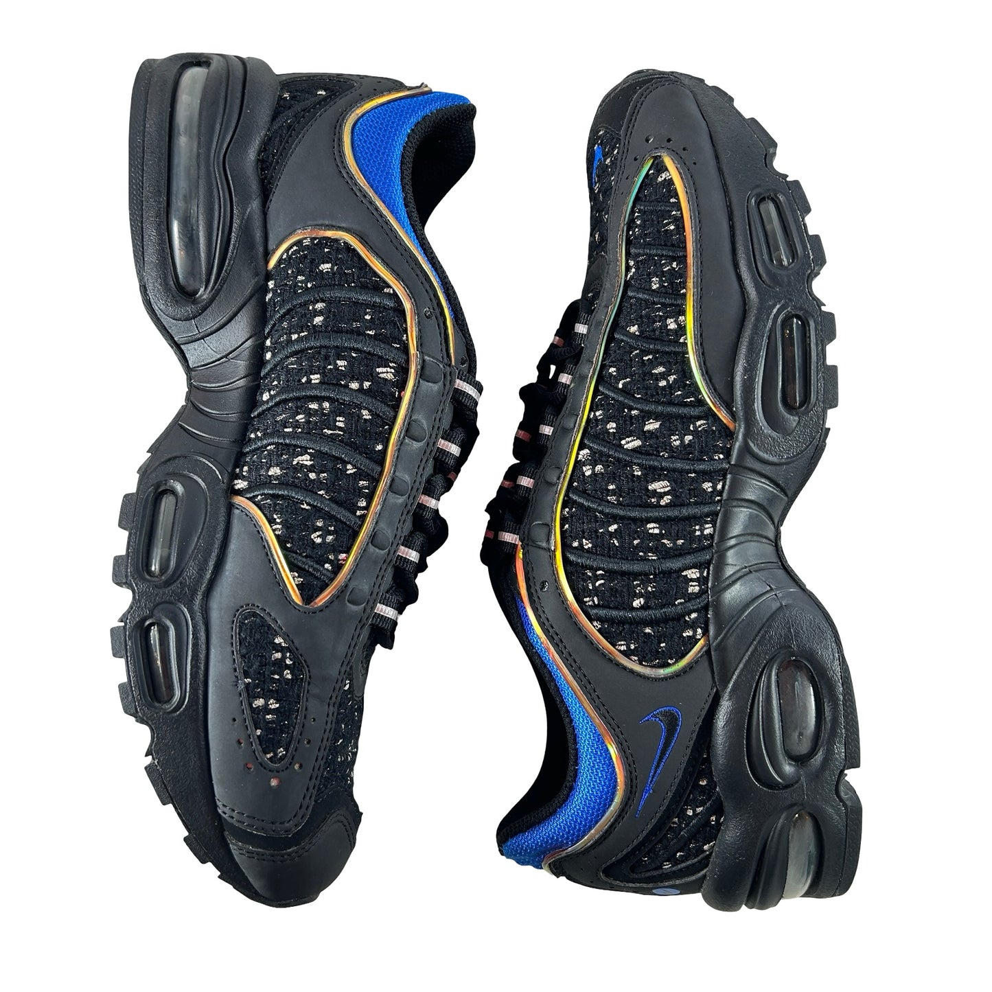AT3854 001 Nike Air Max Tailwind 4 Supreme Black SAMPLE [USED] - 9 M (Used)