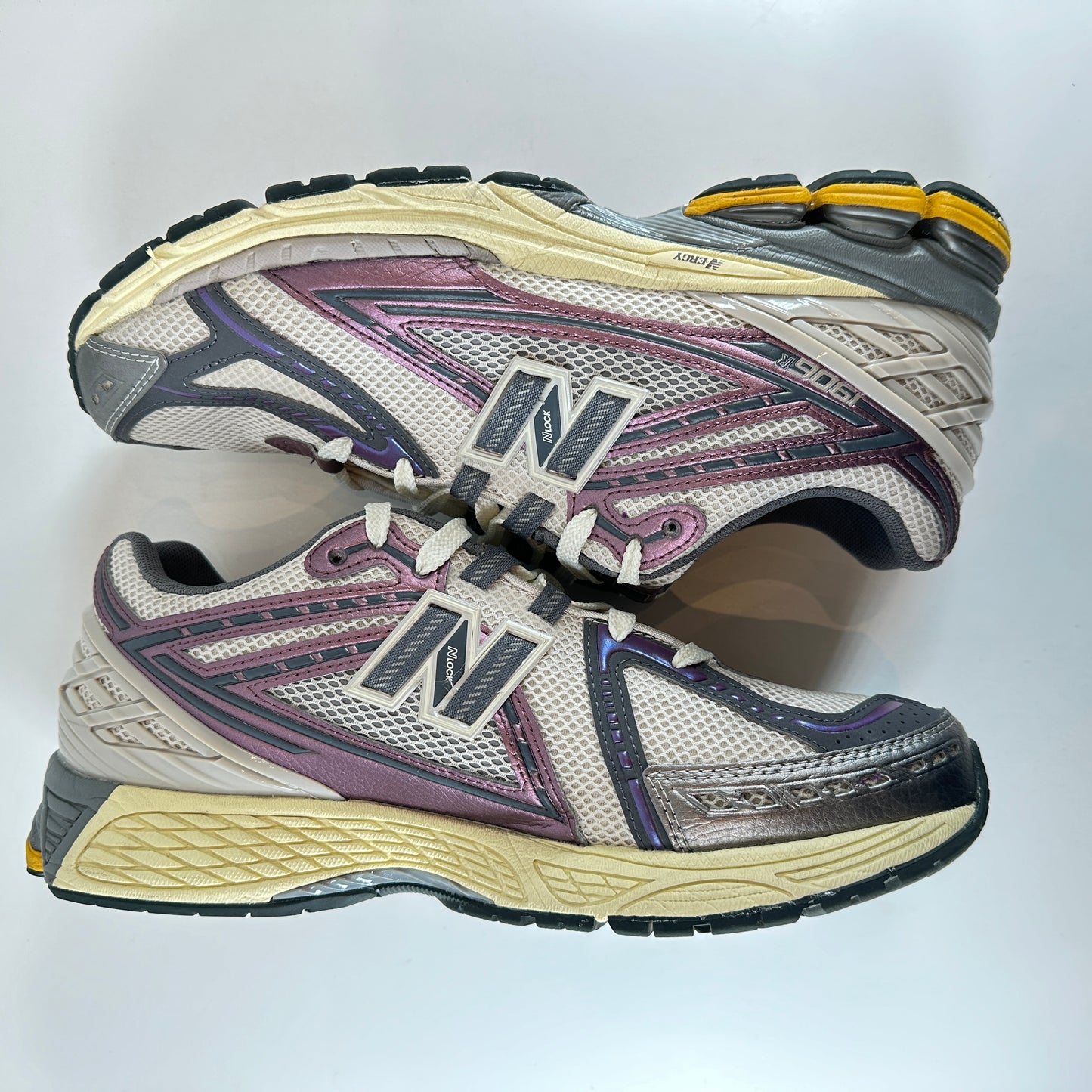 M1906RRA New Balance 1906R Licorice [USED] - 11 M (Used)