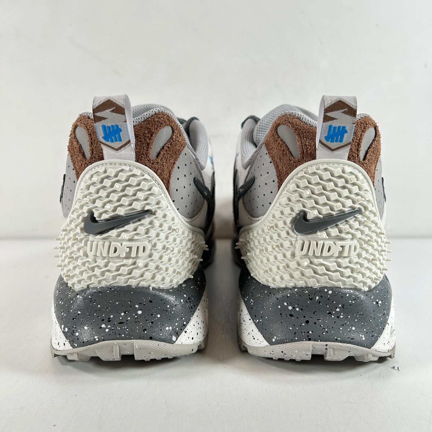 FN7546 200 Nike Air Terra Humara Undefeated Archaeo Brown [USED] - 13 M (VNDS)