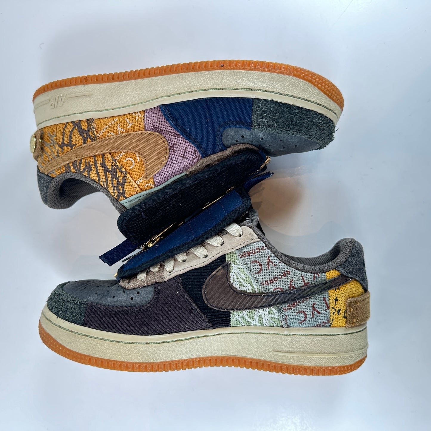 CN2405 900 AF1 Low Travis Scott Cactus Jack [USED] - 5 M (Used)