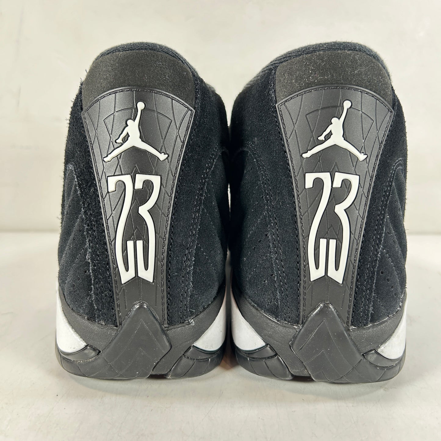 487471 016 Jordan 14 Retro Black White [USED] - 11 M (Used)