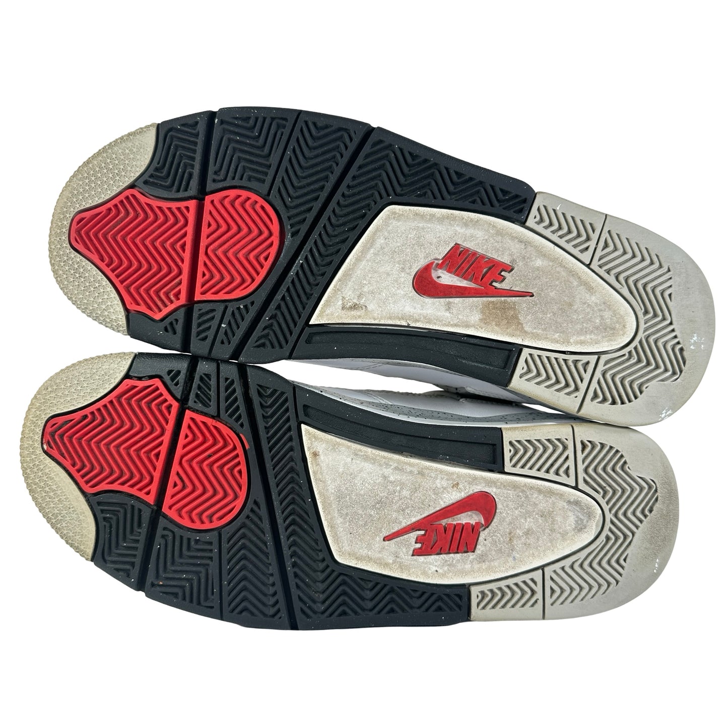 840606 192 Jordan 4 White Cement [USED] - 9.5 M (Used2)