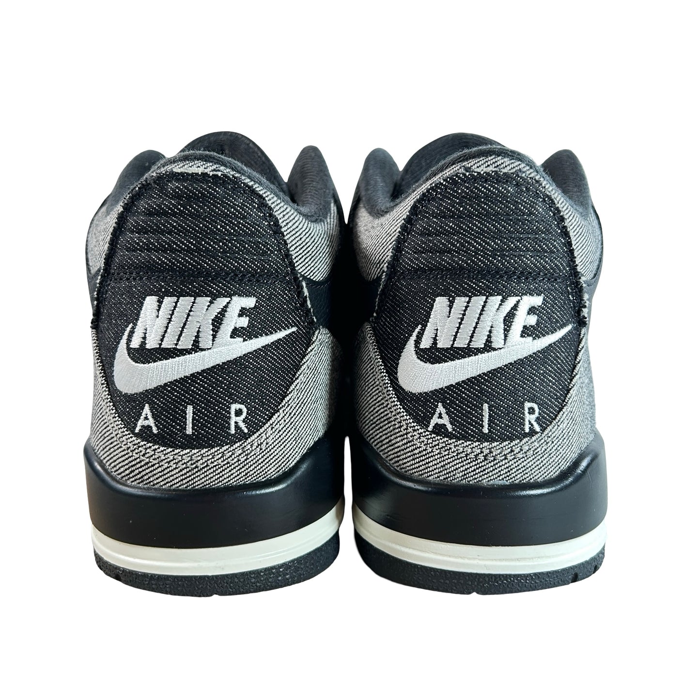 IR0914 400 Jordan 3 Retro Levi’s Black [USED] - 9.5 M (Used)