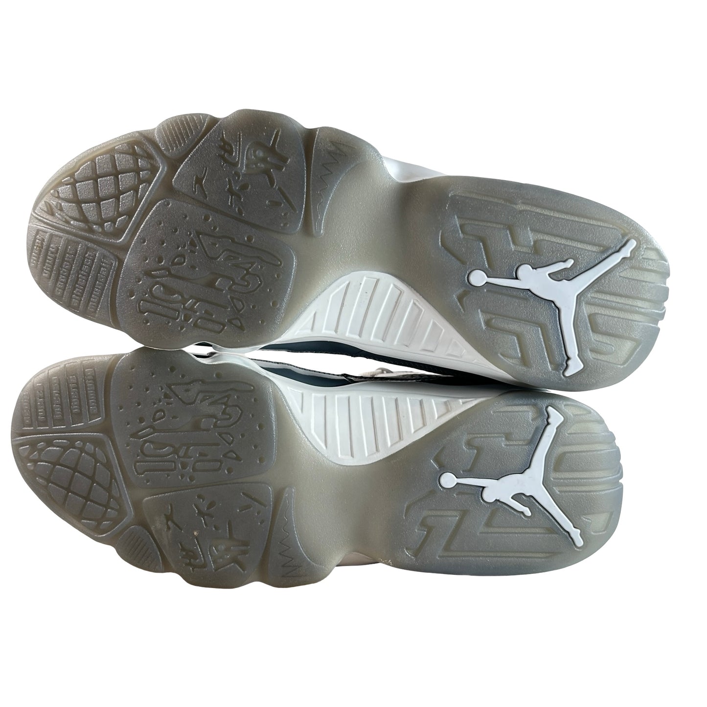 HV4794 011 Jordan 9 Retro Cool Grey (2025) [USED] - 13 M (VNDS) (No Box)