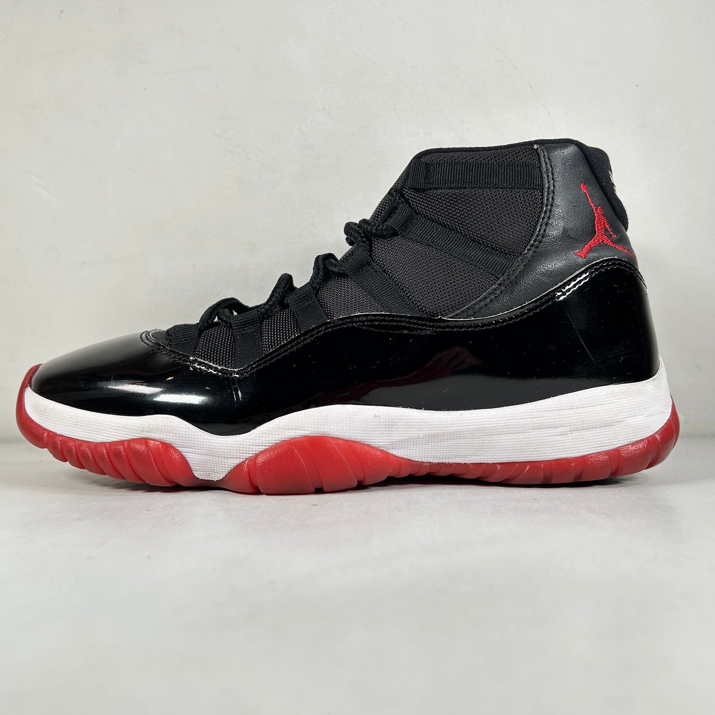 378037 061 Jordan 11 Retro Playoffs Bred (2019) [USED] - 10.5 M (Used) (Replace Box)