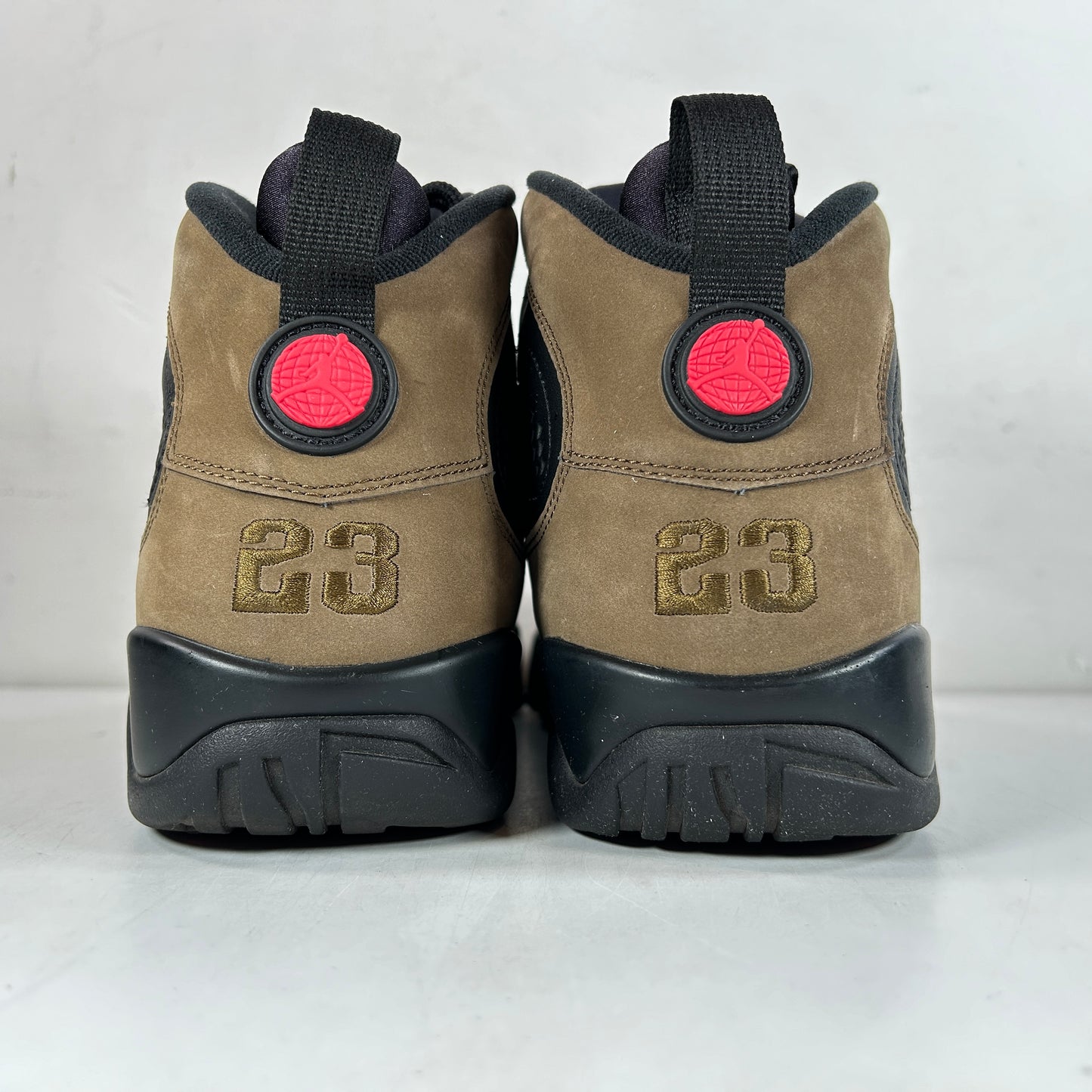 HV4794 030 Air Jordan 9 Retro Olive (2024) [USED] - 11 M (Used)