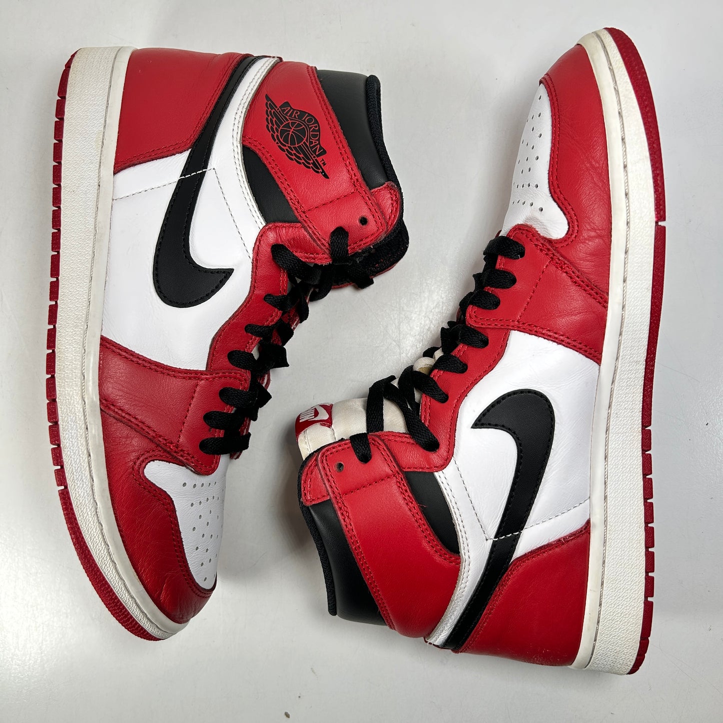 555088 101 Jordan 1 Chicago 2015 [USED] - 11 M (Used) (No Box)