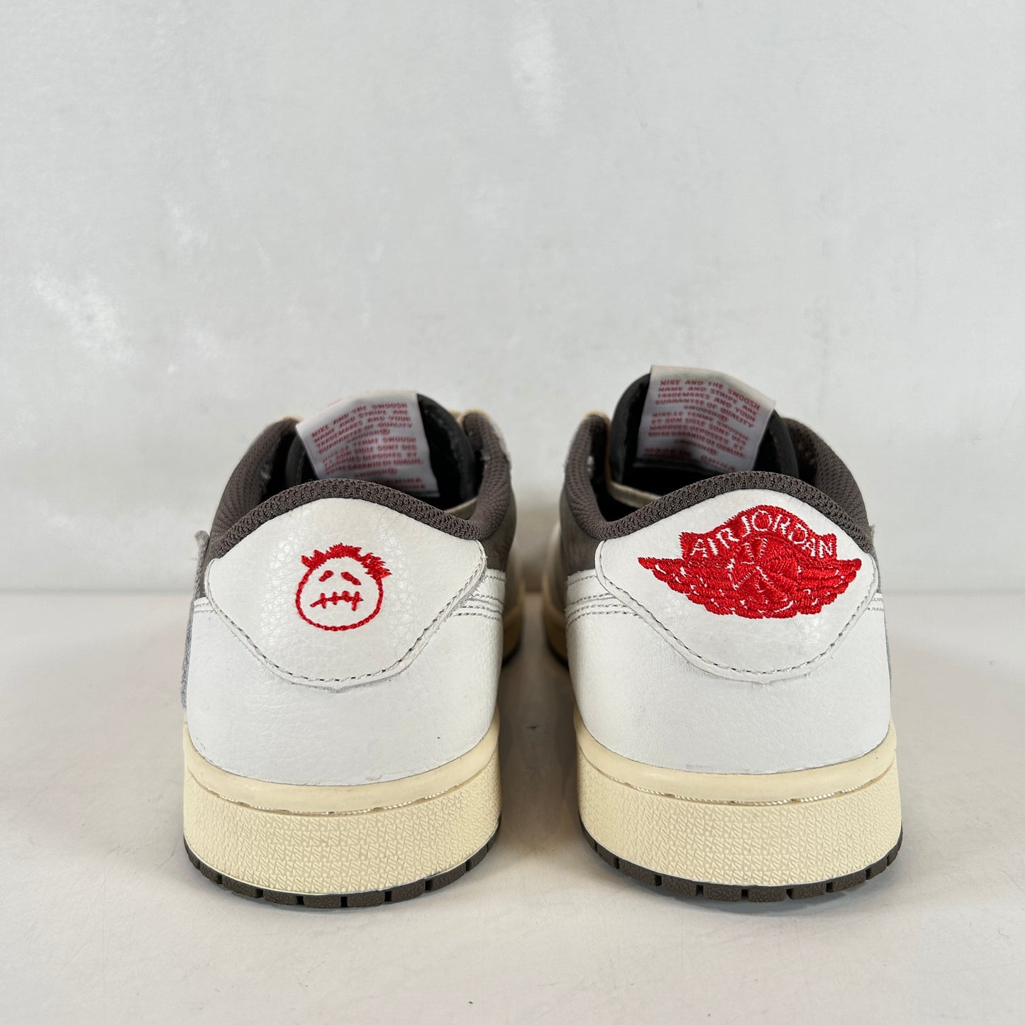 Jordan 1 Retro Low OG SP Travis Scott Moca inverso