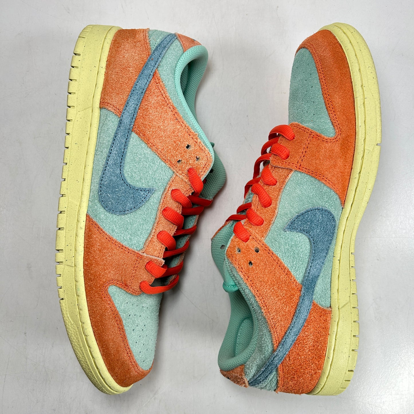 DV5429 800 Nike SB Dunk Low Naranja Esmeralda Rise