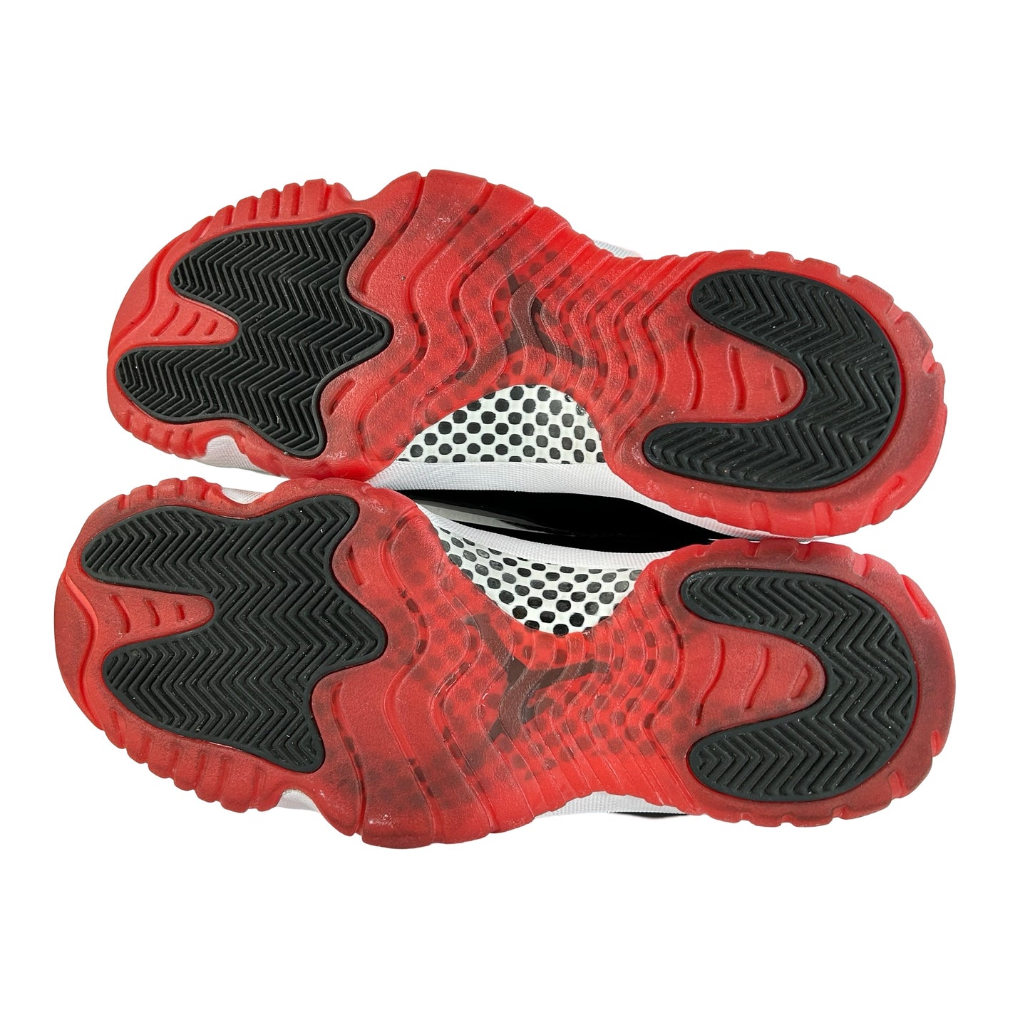 378037 061 Jordan 11 Bred (2019) [USED] - 10 M (Used4)