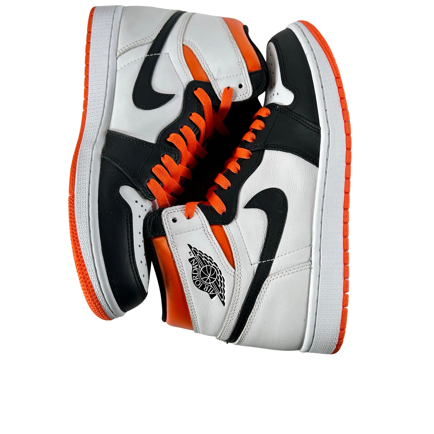 555088 180 Jordan 1 Retro High Electro Orange [USED] - 9.5 M (Used)