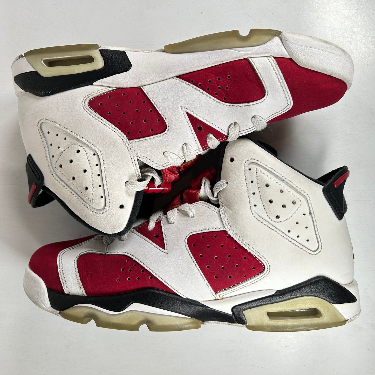 384665 160 Jordan 6 Retro Carmine (2014) (GS) [USED] - 7 Y (Used)