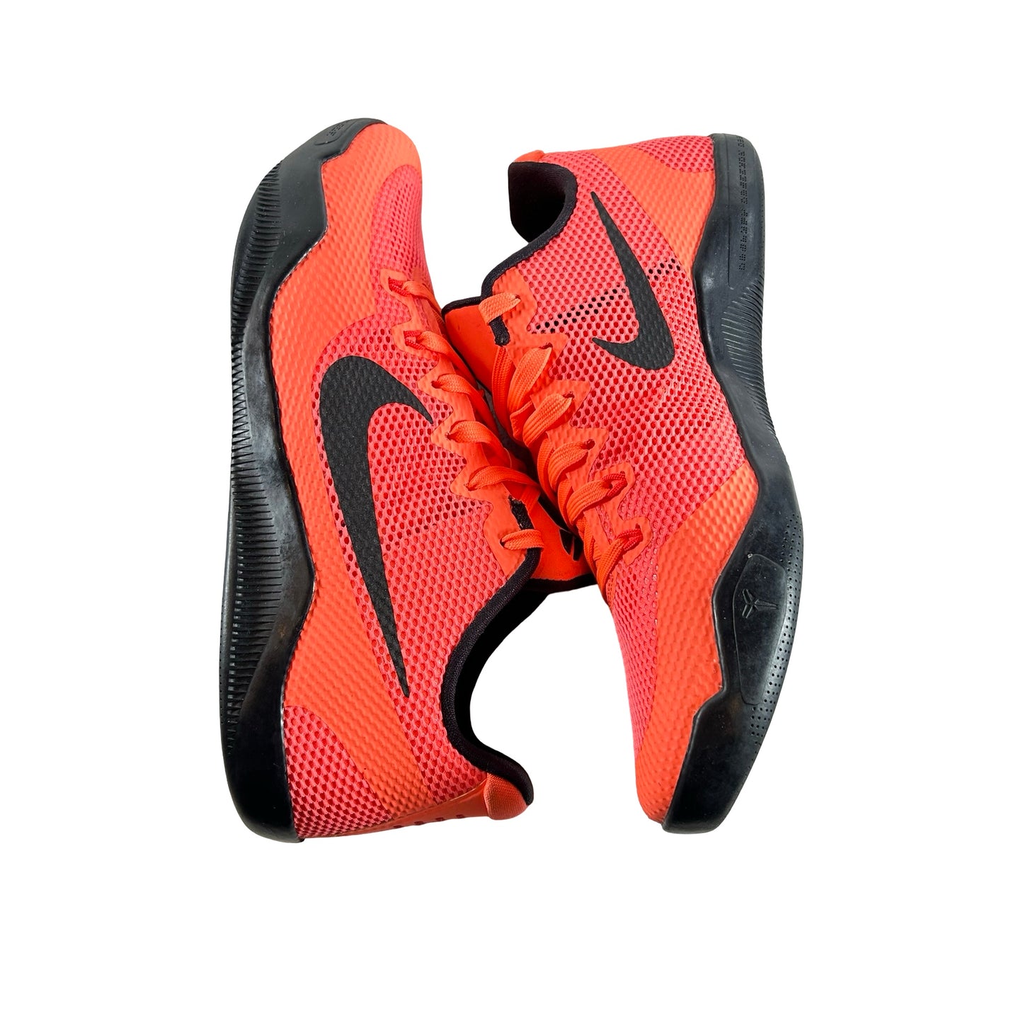 836183 806 Nike Kobe 11 EM Low Barcelona [USED] - 9.5 M (Used)