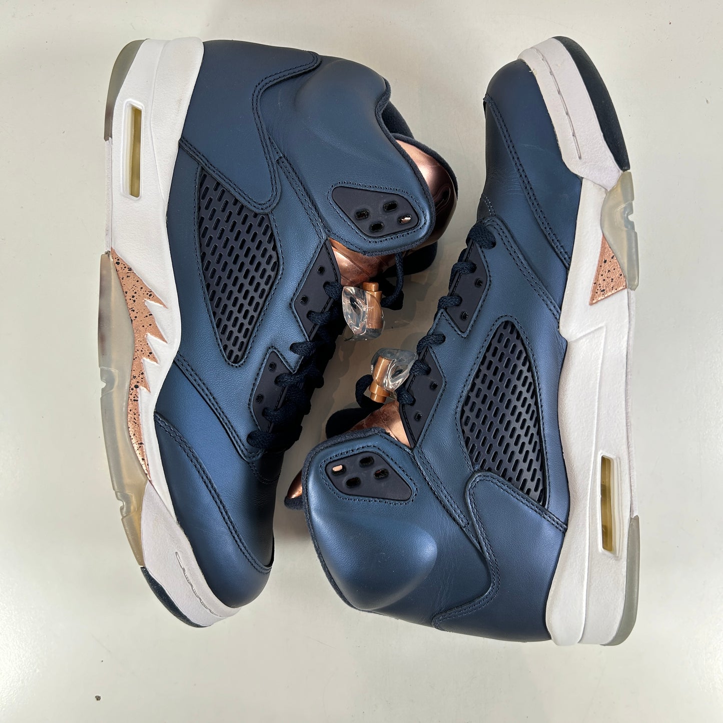 136027 416  Jordan 5 Retro Bronze [USED] - 10.5 M (Used) (Replace Box) (Ink Stains)