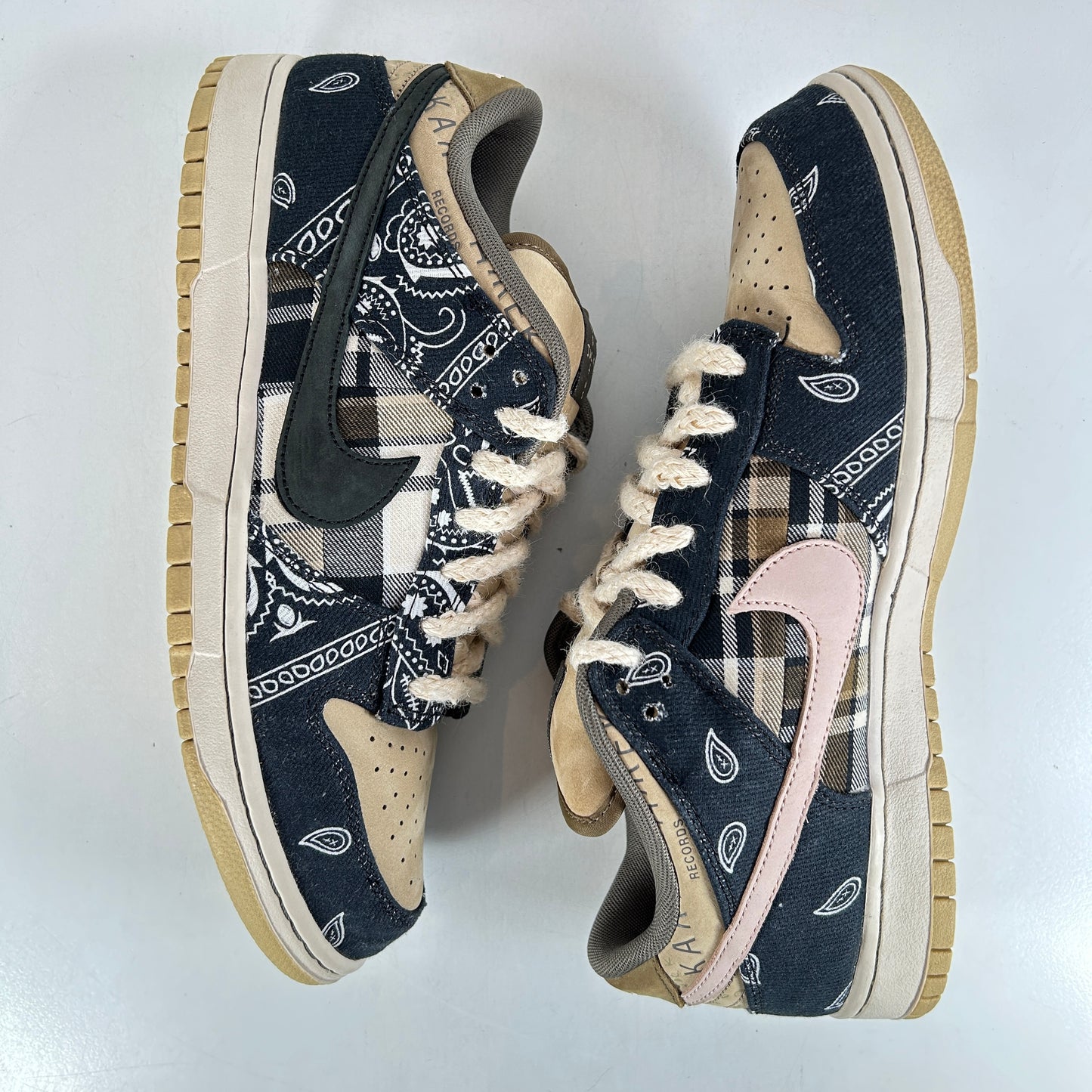 CT5053 001 Nike SB Dunk Low Travis Scott [USED] - 11.5 M (VNDS)