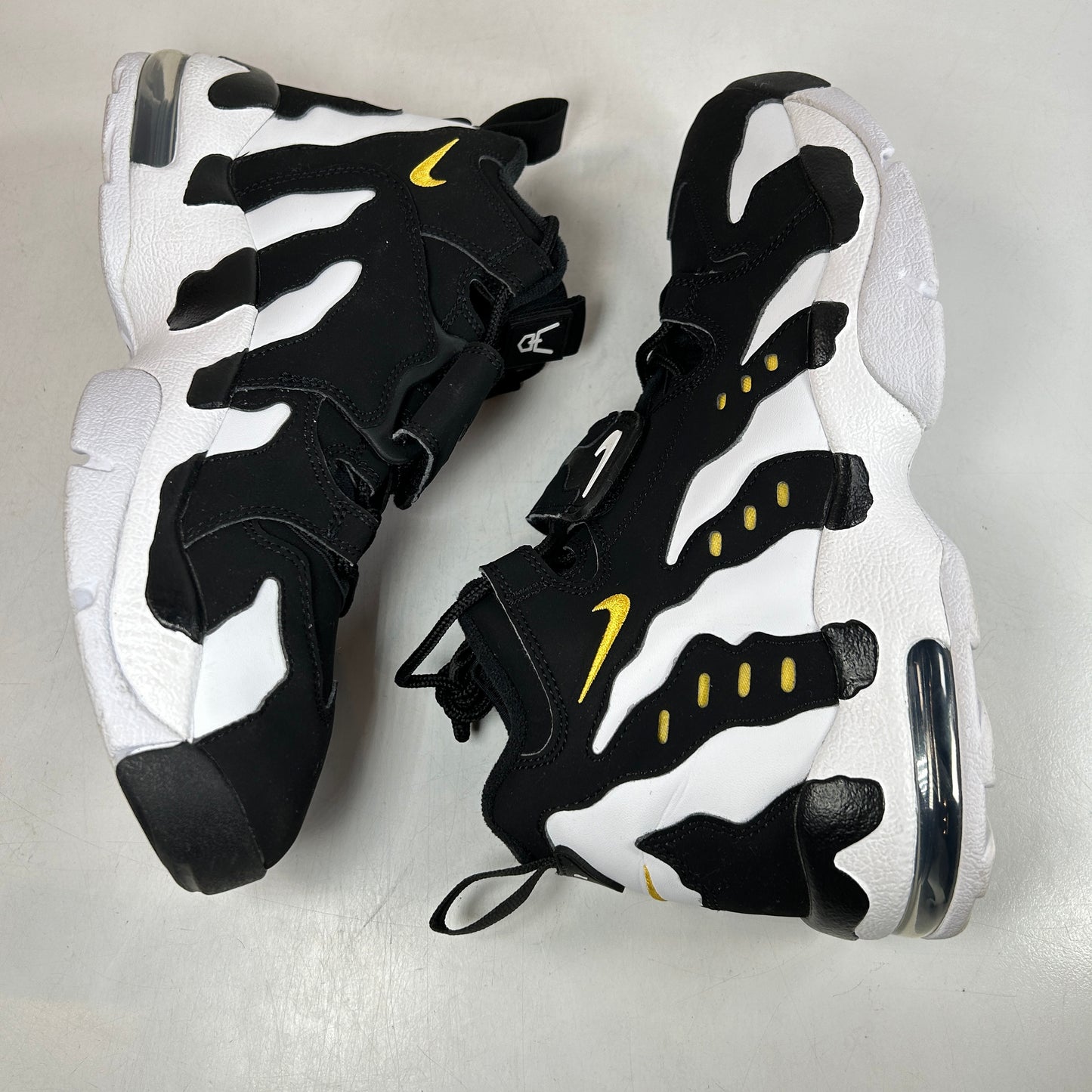 HM8249 001 Nike Air DT Max '96 Black White (2024) - 9 M (Used)