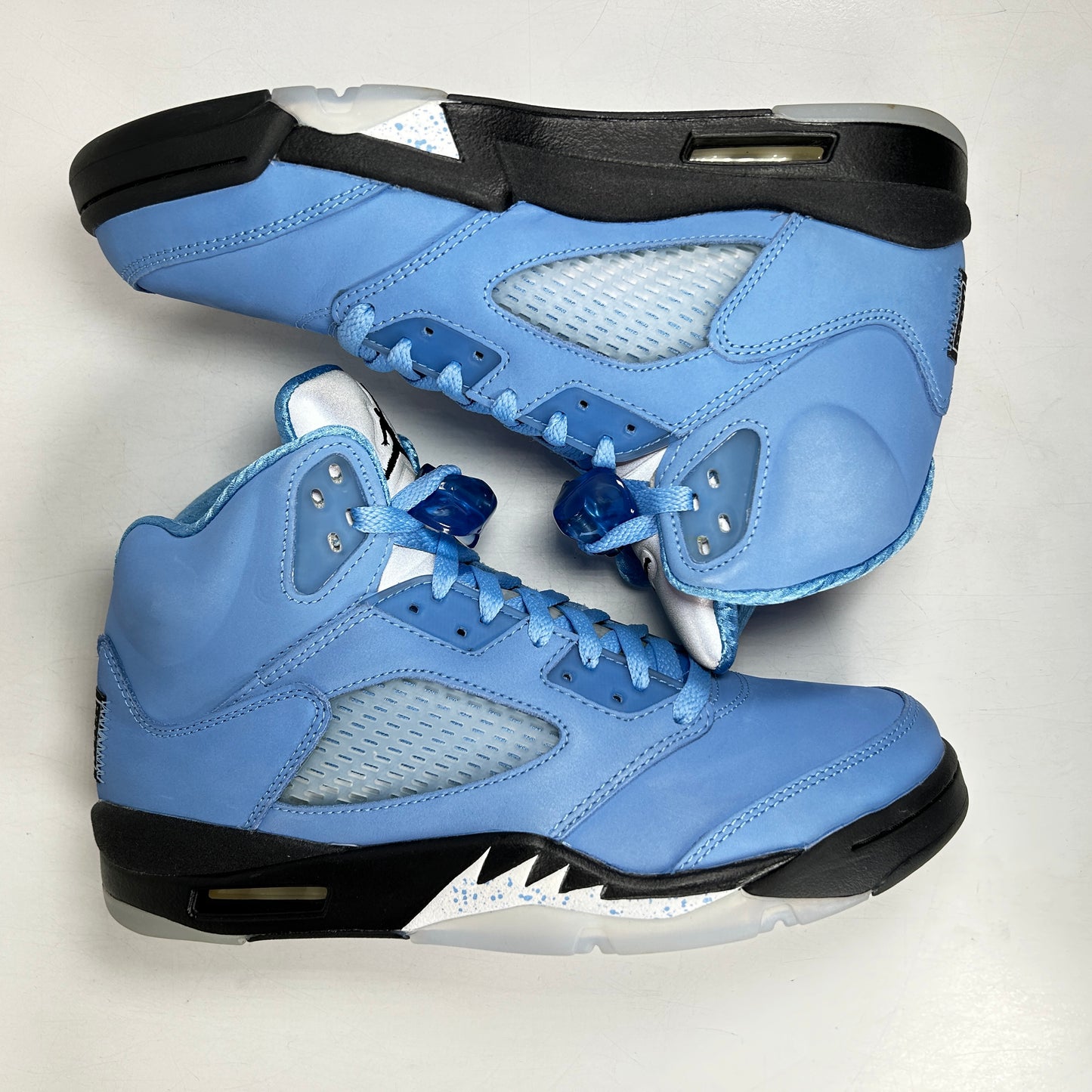 DV1310 401 Jordan 5 Retro UNC University Blue [USED] - 8.5 M (Used3)