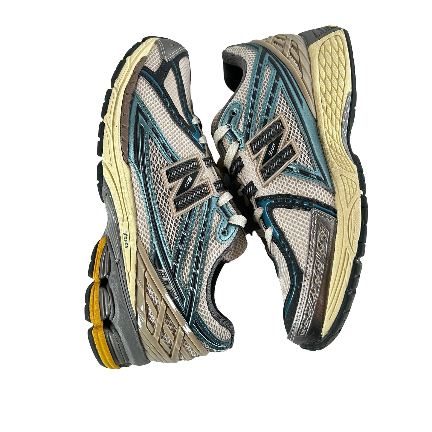 M1906RRC New Balance 1906R Metallic Teal New Spruce [USED] - 8.5 M (Used3)