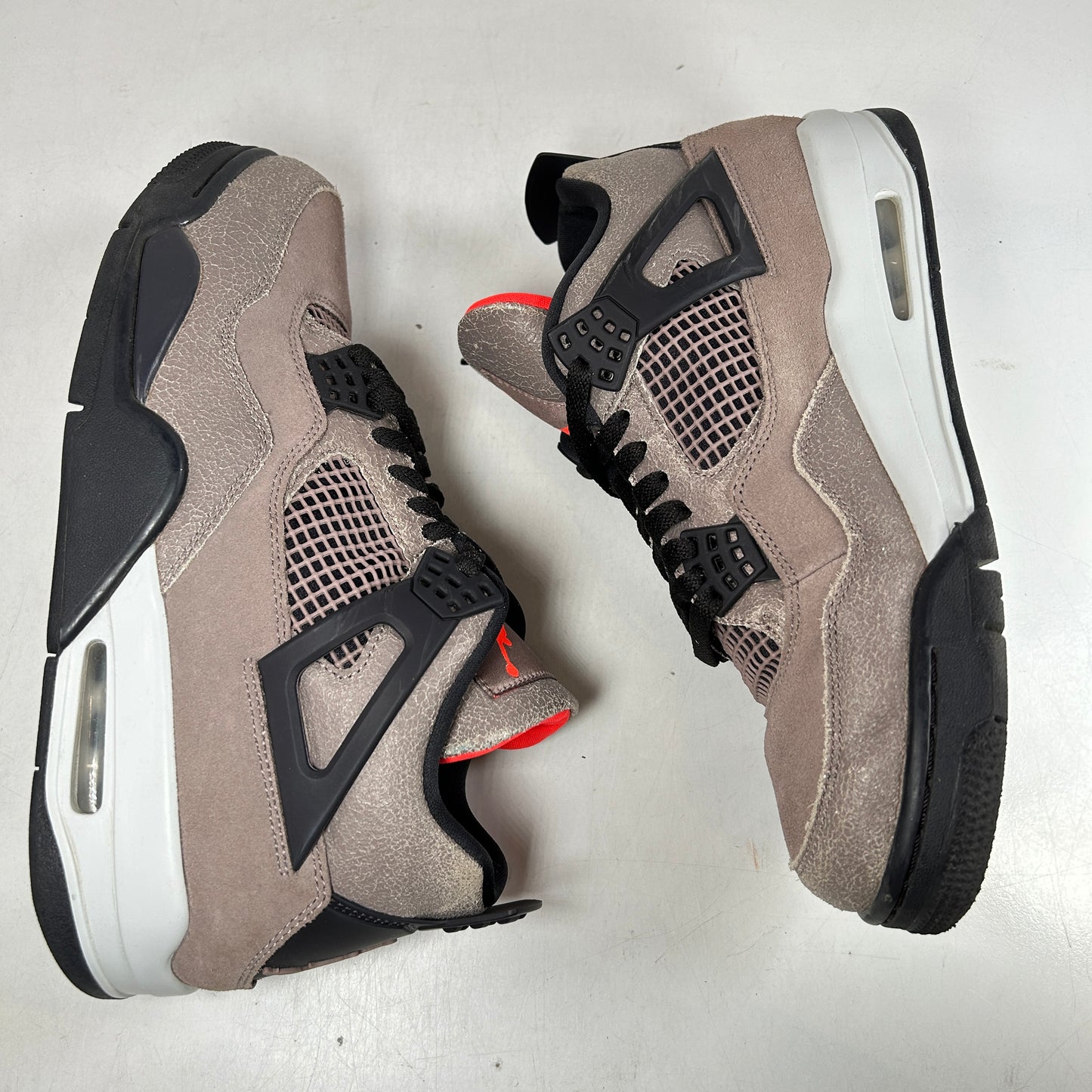 DB0732 200 Jordan 4 Taupe Haze [USED] - 10 M (Used2)