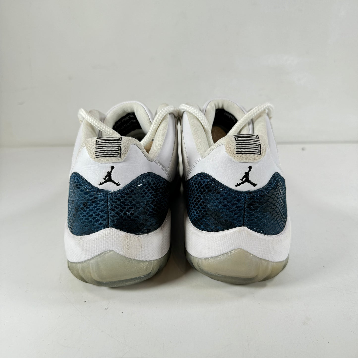 CD6846 102 Jordan 11 Retro Low Snake Navy (2019) [USED] - 9 M (Used) (No Box)