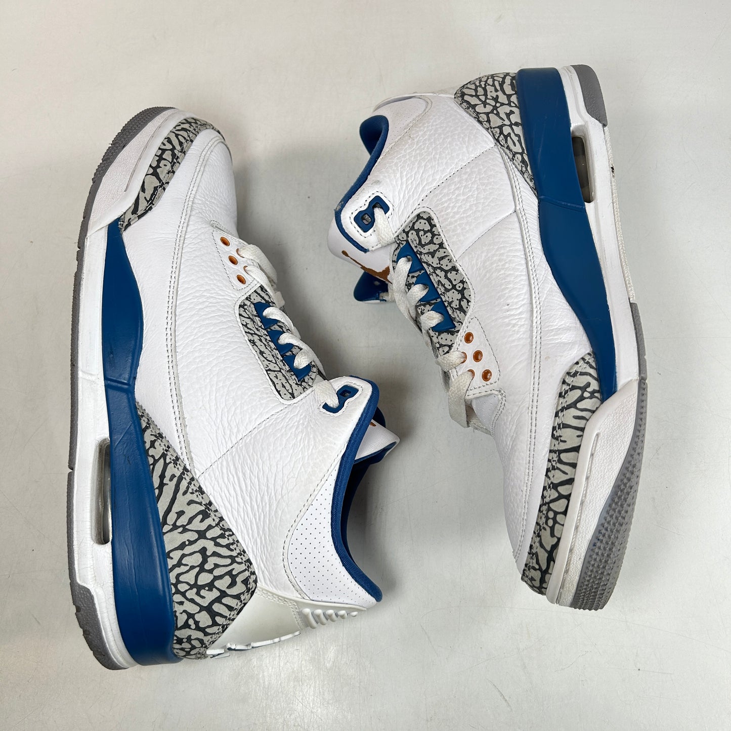 CT8532 148 Jordan 3 Retro Wizards [USED] - 10.5 M (Used3)