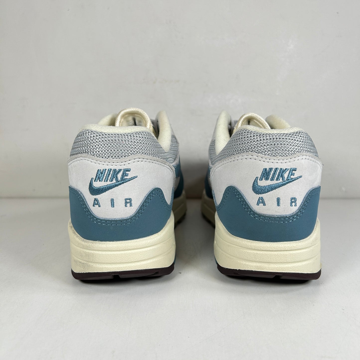 DH1348 004 Nike Air Max 1 Patta Waves Noise Aqua [USED] - 8.5 M (Used)