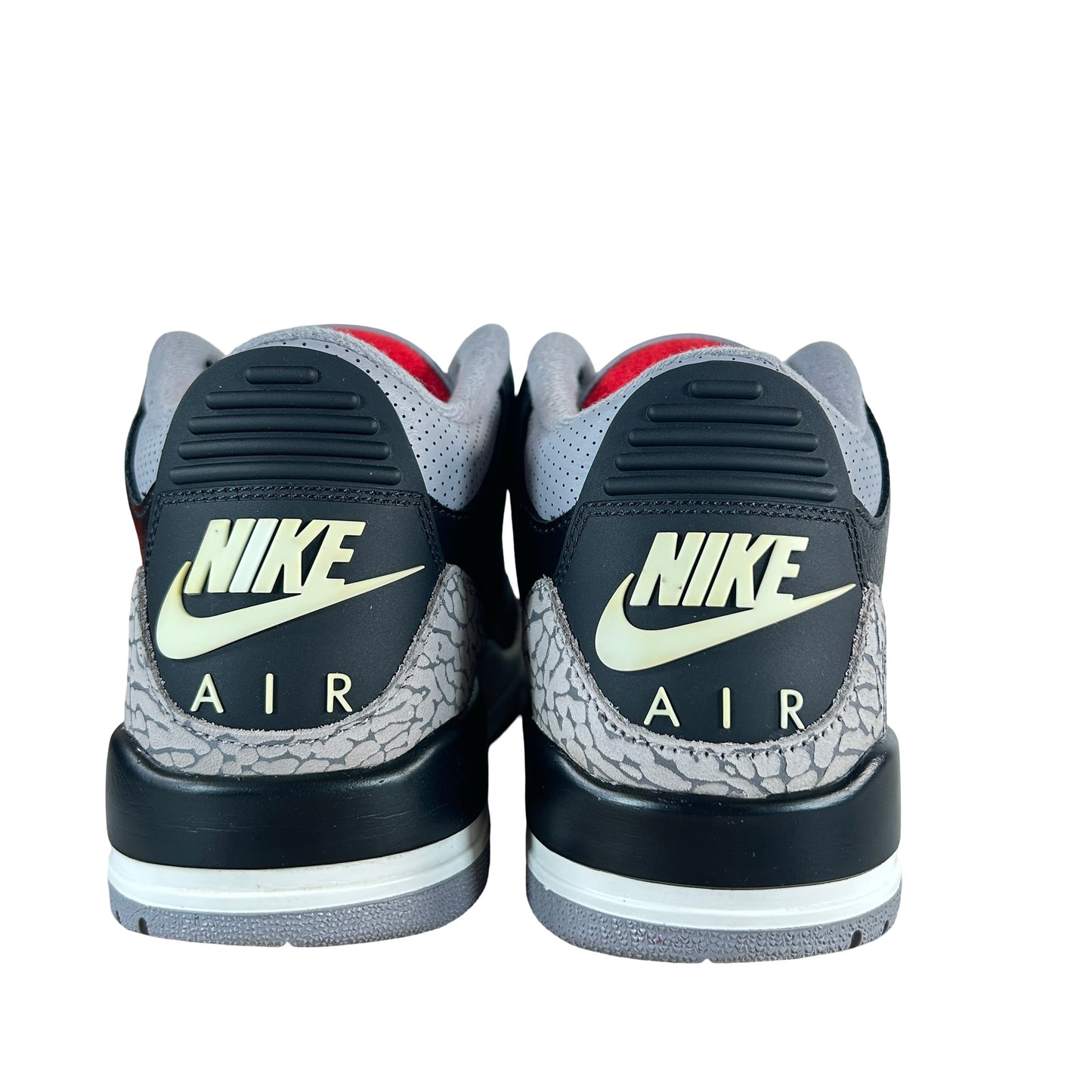 DN3707 010 Jordan 3 Retro Black Cement Reimagined (2024) [USED] - 9.5 M (Used22)