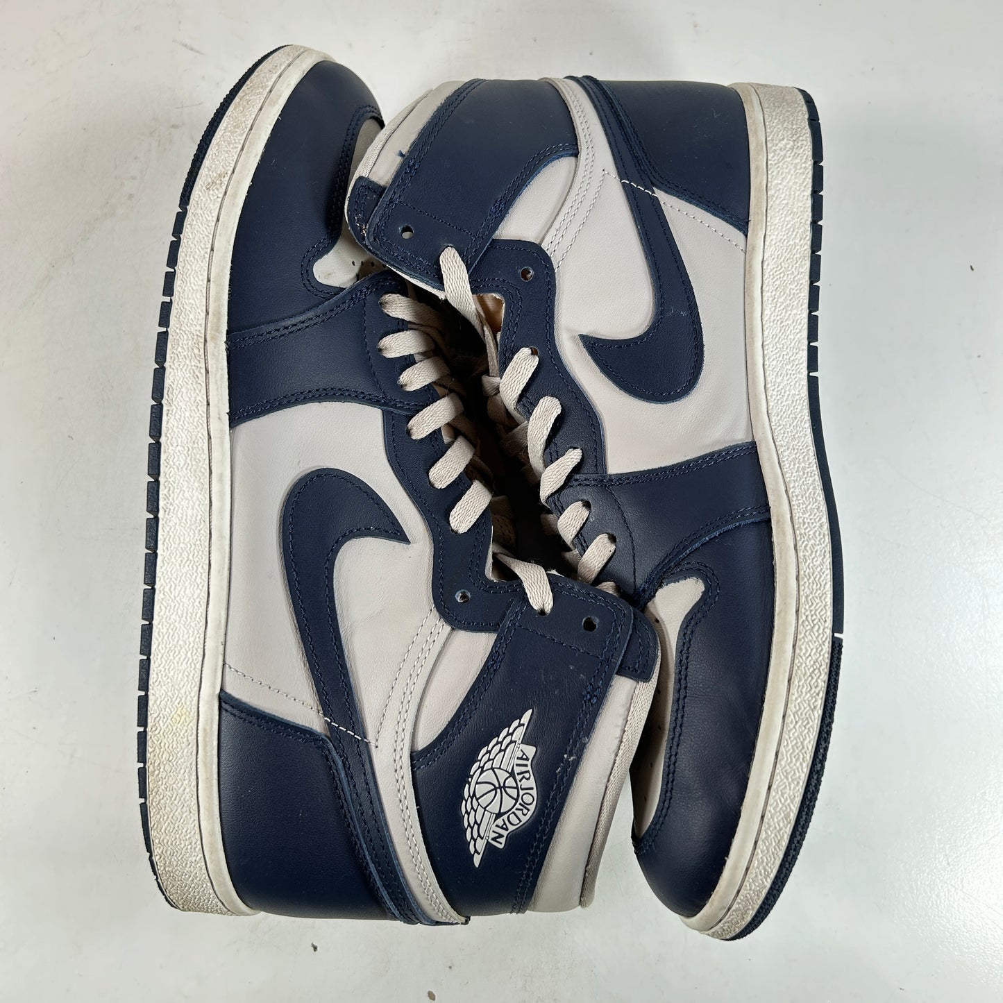 BQ4422 400 Jordan 1 High 85 Georgetown [USED] - 13 M (Used)