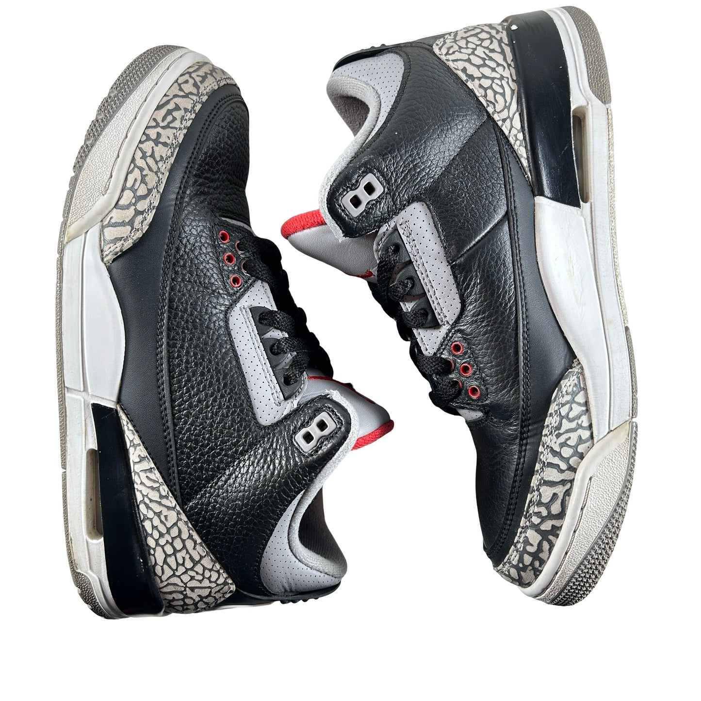 854262 001 Jordan 3 Black Cement 2018 [USED] - 8.5 M (Used8)