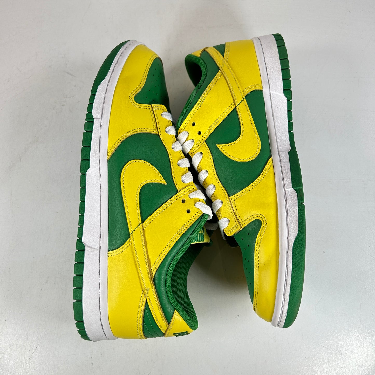DV0833 300 Nike Dunk Low Retro Reverse Brazil [USED] - 8 M (Used)
