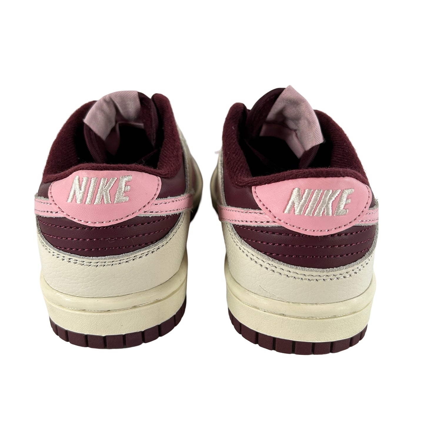 DR9705 100 Nike Dunk Low Retro PRM Valentine's Day (2023) [USED] - 4 M (Used) (No Box)