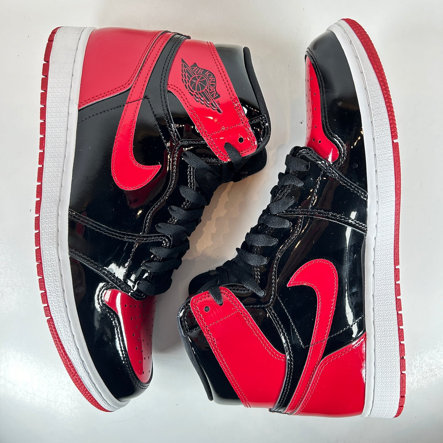 555088 063 Jordan 1 Retro High OG Patent Bred [USED] - 11.5 M (Used)