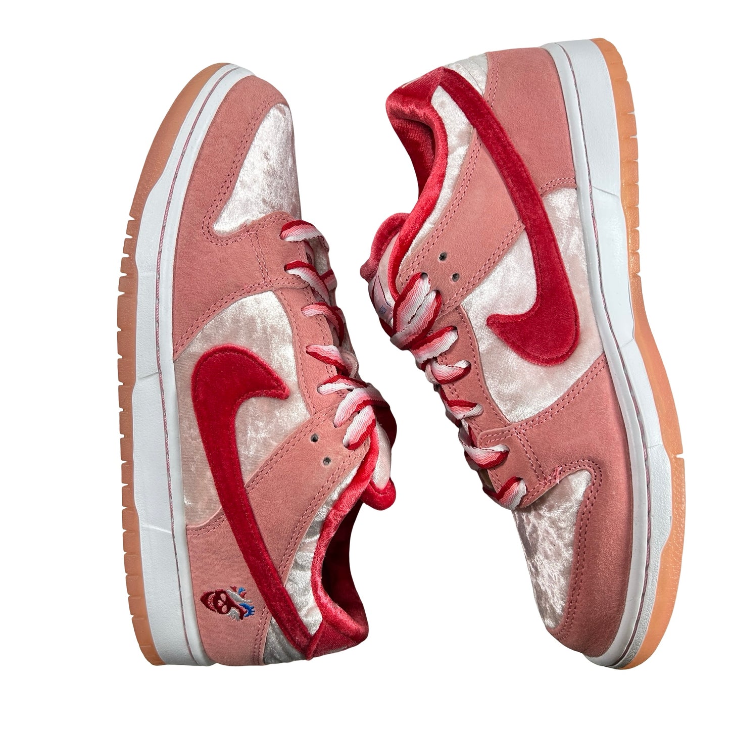 CT2552 800 Dunk SB Bajo ExtrañoAmor