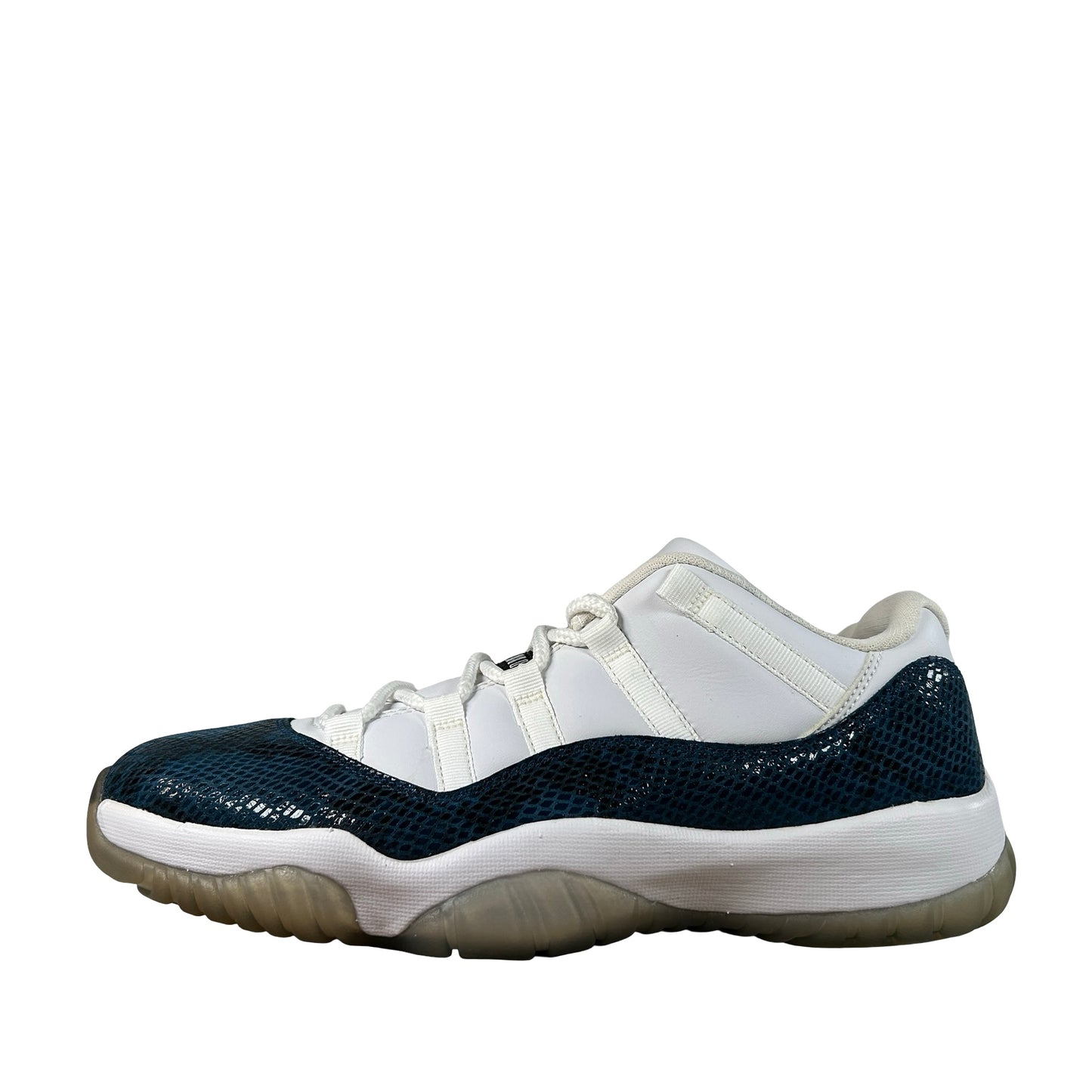 CD6846 102 Jordan 11 Retro Low Snake Navy (2019) - 10 M (Yellowing)