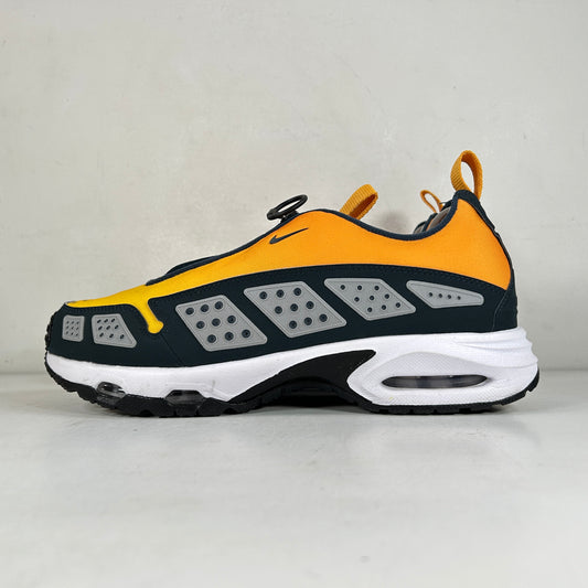 HJ8080 700 Nike Air Max Sunder Canyon Gold Deep Ocean (W) [USED] - 10.5 W (Used2)
