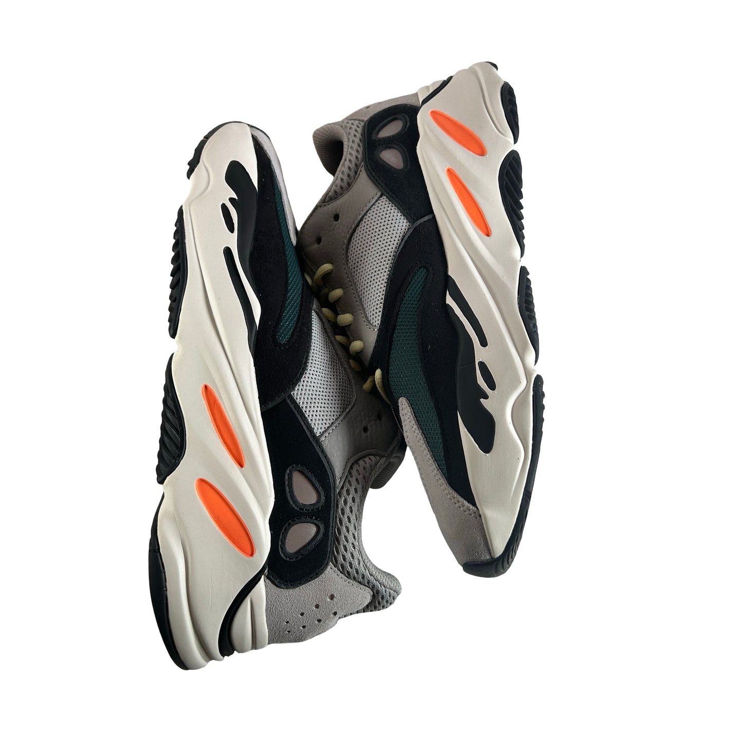 B75571 Yeezy 700 Wave Runner [USED] - 9.5 M (VNDS)