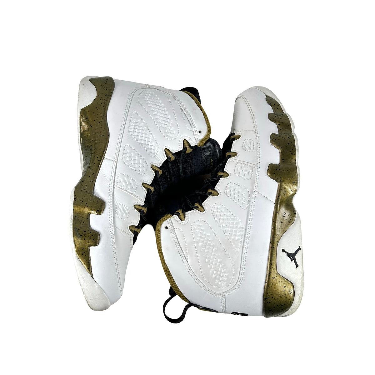 302370 109 Jordan 9 Retro Statue [USED] - 9.5 M (Used) (No Box)