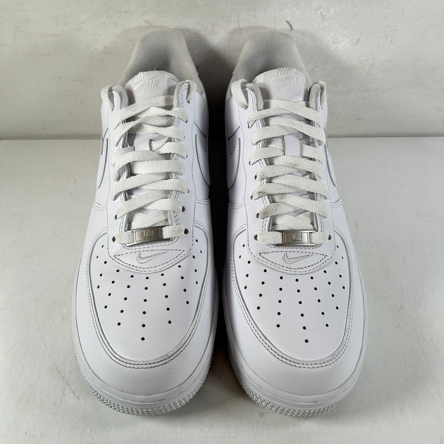 CU9225 100 Nike Air Force 1 Low Supreme White [USED] - 10.5 M (Used2)