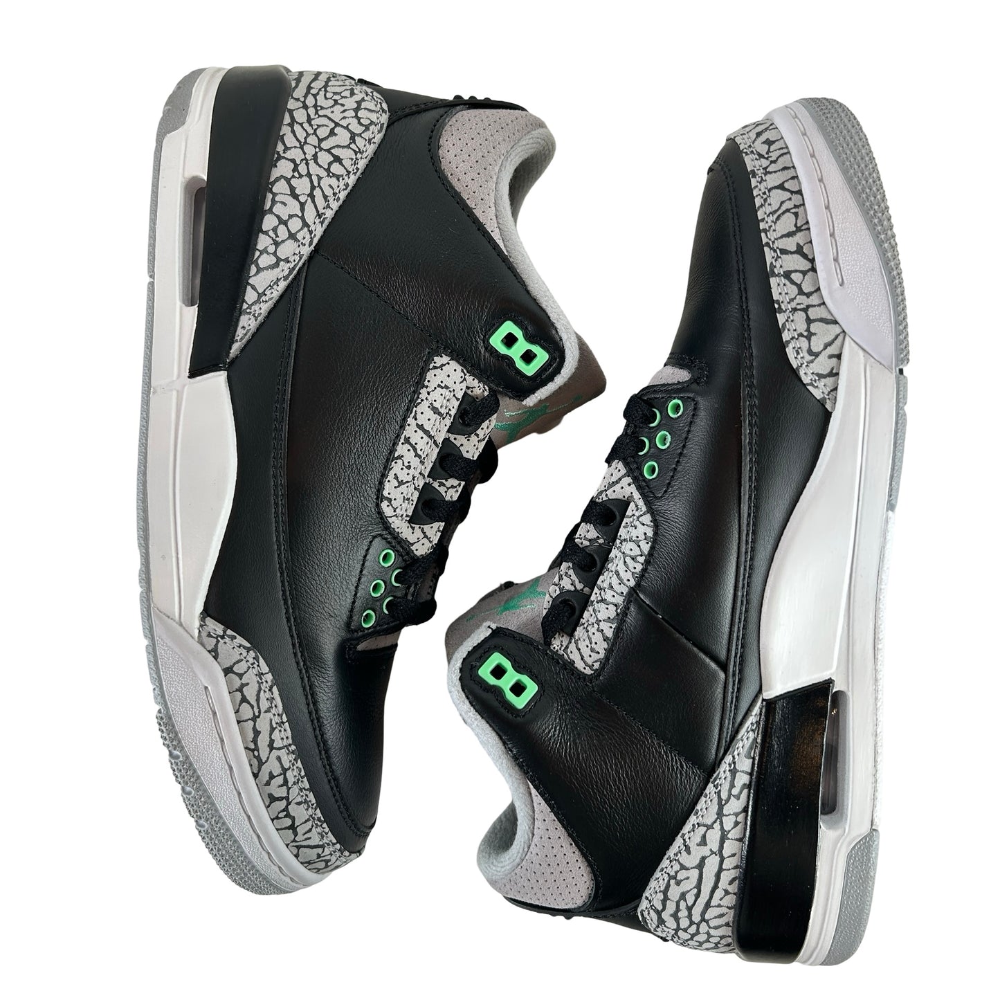 CT8532 031 Jordan 3 Retro Green Glow [USED] - 8.5 M (Used)