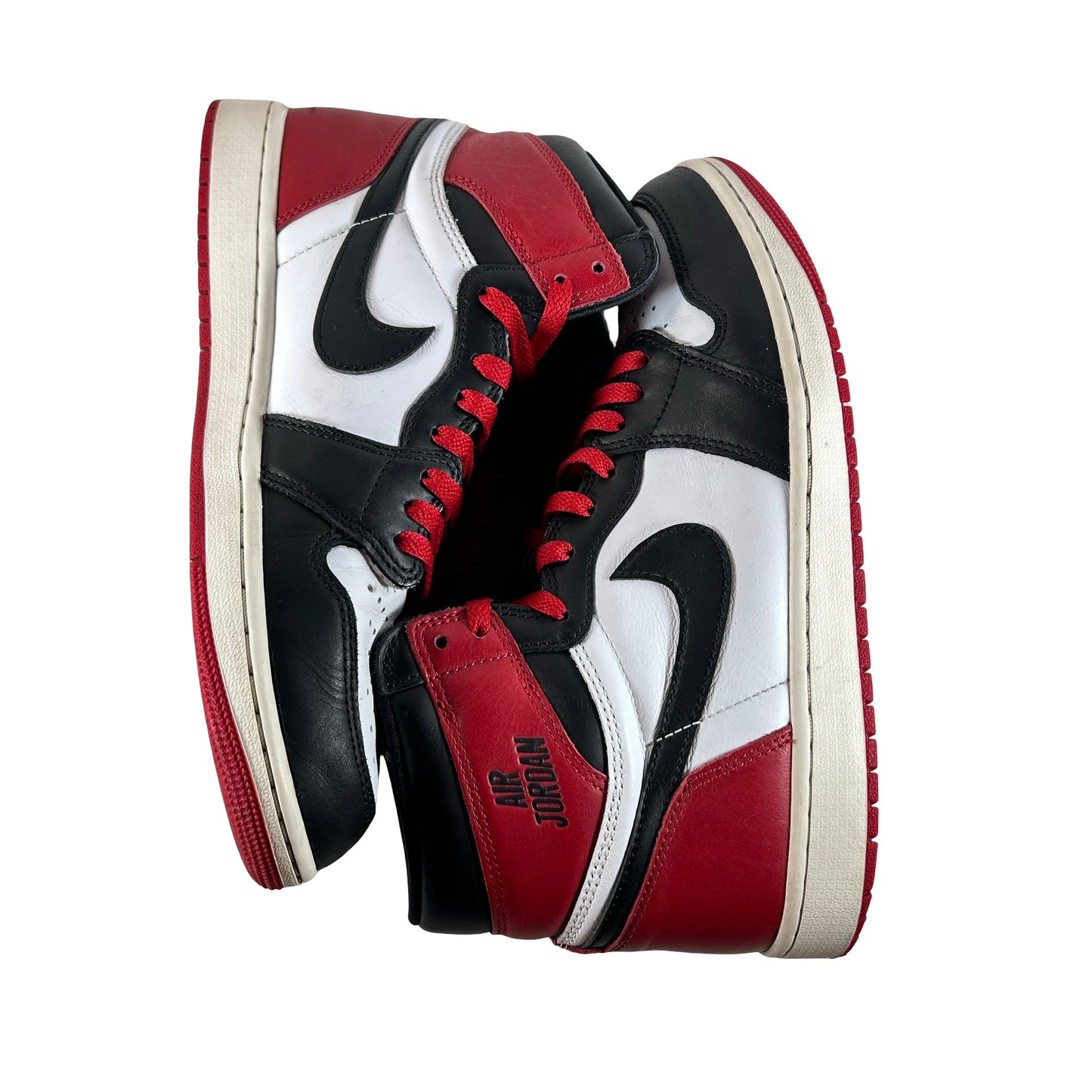 DZ5485 106 Jordan 1 Retro High OG Black Toe Reimagined [USED] - 10 M (Used16)