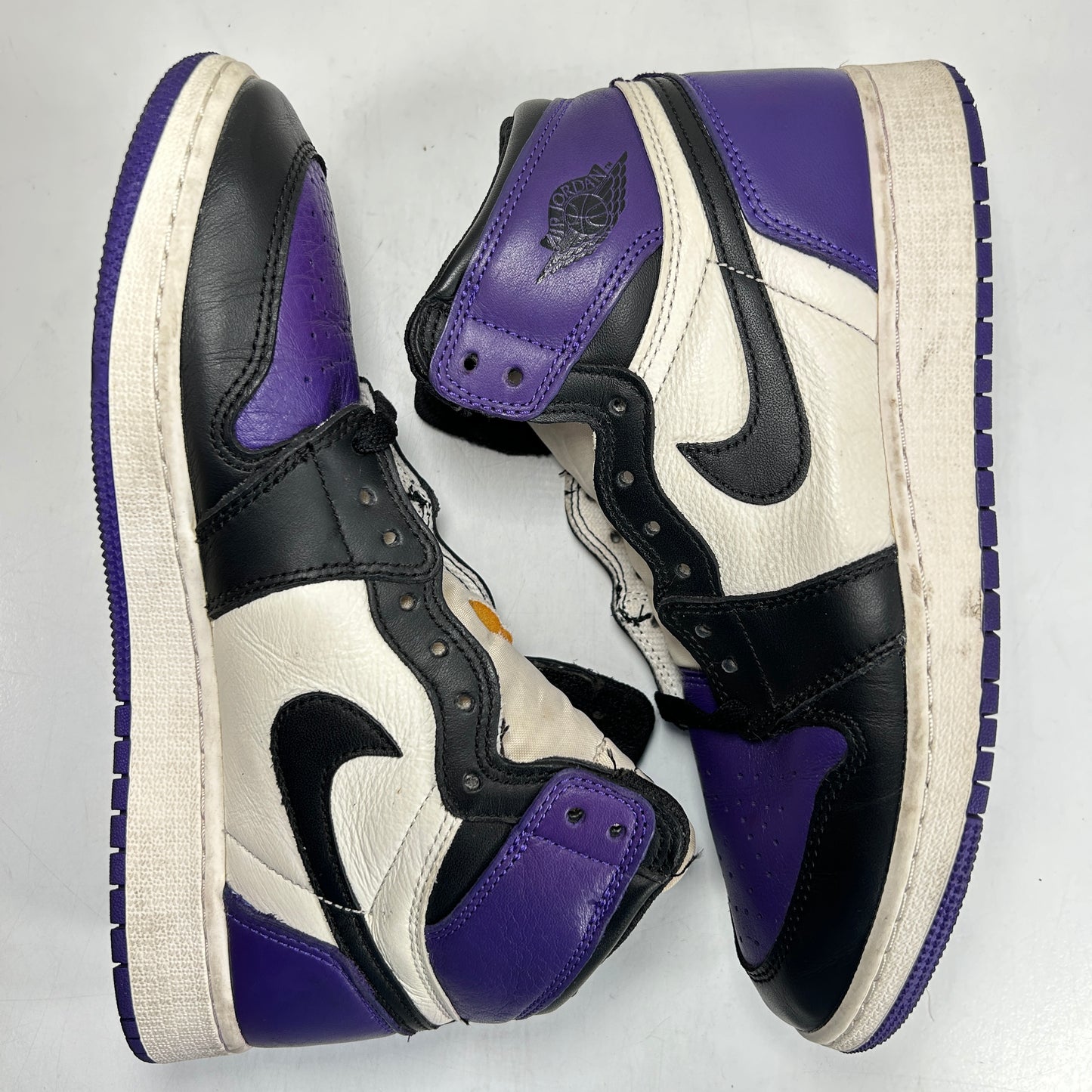 575441 501 Jordan 1 Retro High Court Purple (GS) [USED] - 7 Y (Used) (No Box)