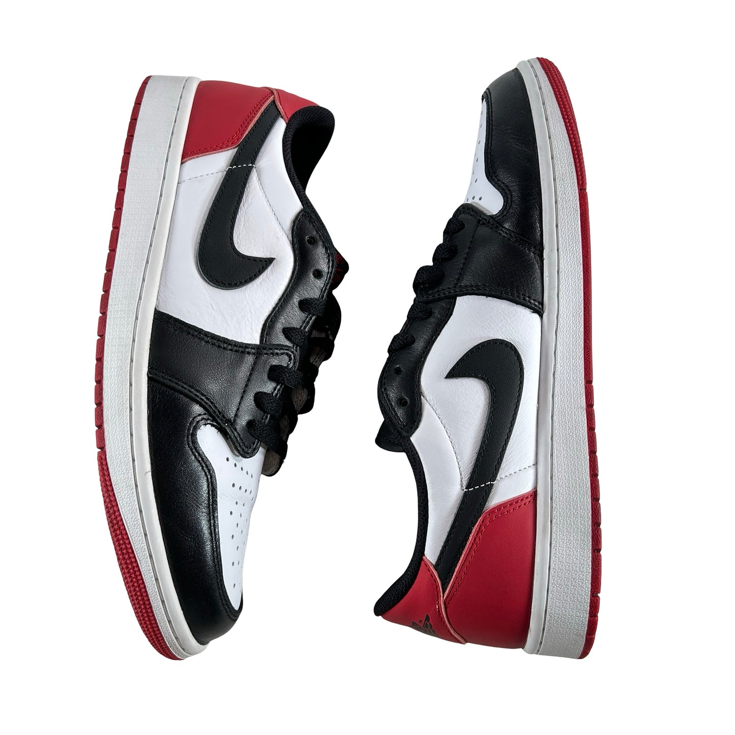 CZ0790 106  Jordan 1 Retro Low OG Black Toe (2023) [USED] - 11 M (Used3)