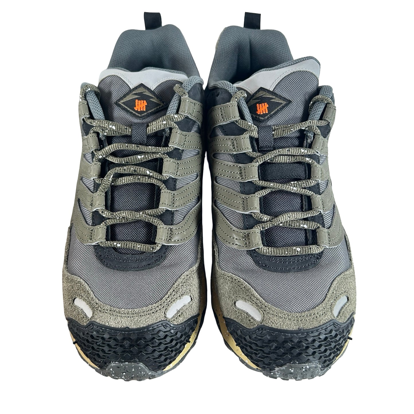 FN7546 300 Undefeated x Air Terra Humara 'Cargo Khaki' [USED] - 11 M (Used2)