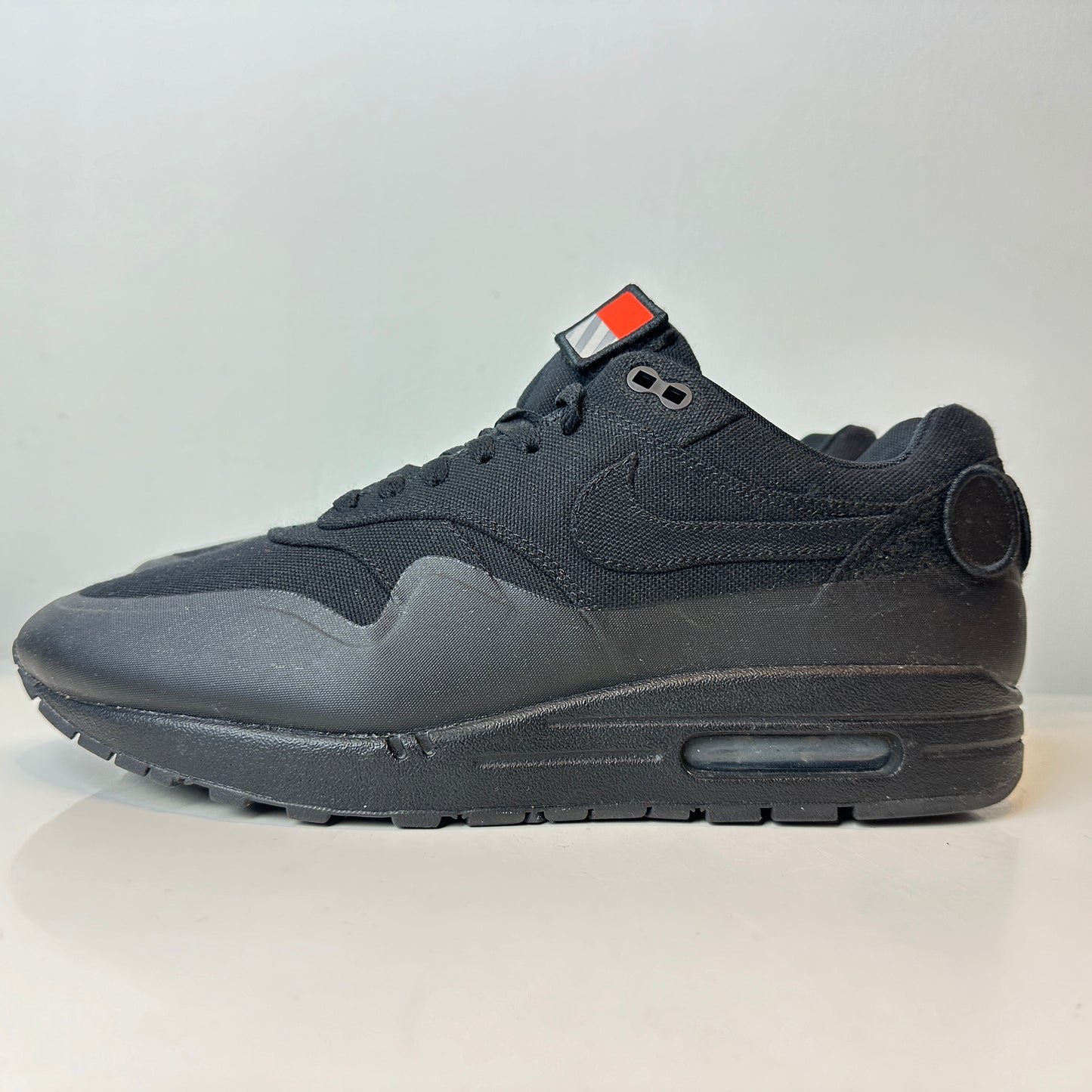 704901 001 Nike Air Max 1 Patch Black [USED] - 11 M (Used)