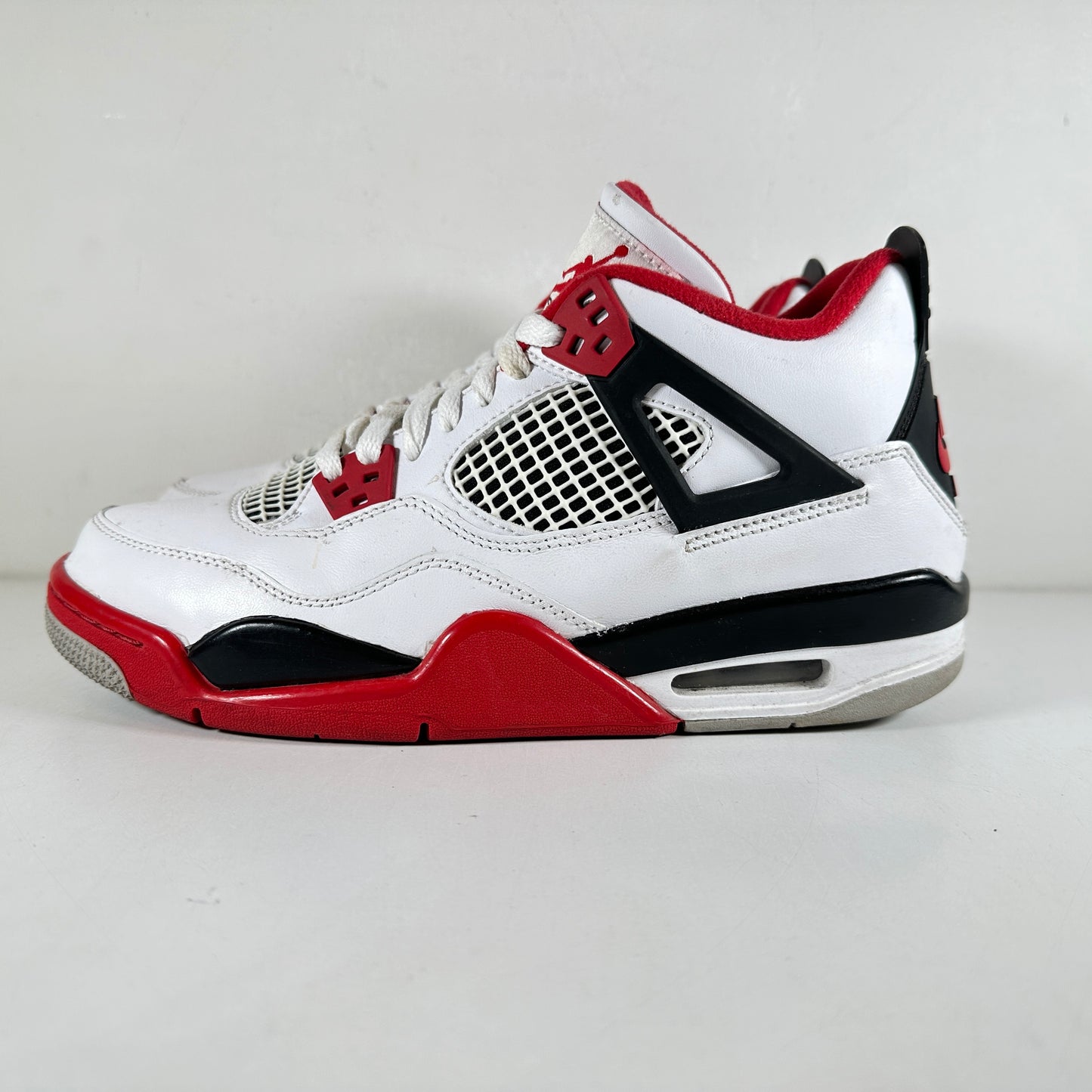 408452 160 Jordan 4 Retro Fire Red (2020) (GS) [USED] - 7 Y (Used)
