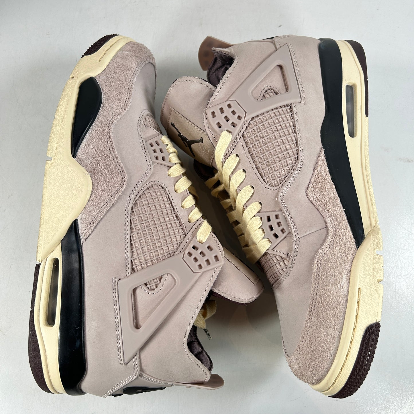 FZ4810 200 A Ma Maniére x Wmns Air Jordan 4 Retro 'Phantom' [USED] - 12.5 W (VNDS)